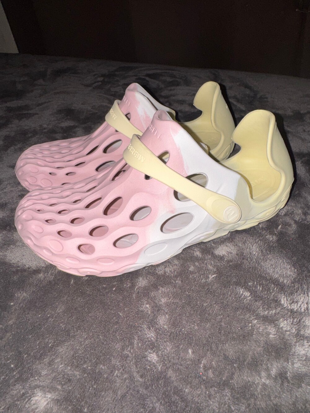 Merrell Hydro Moc Slip On Shoes Size 7 Pink White Yellow Water Shoes